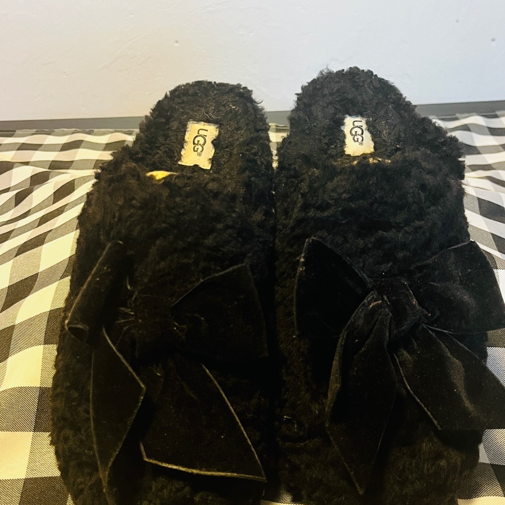UGG Black Plush Slippers Cozy Indoor Footwear